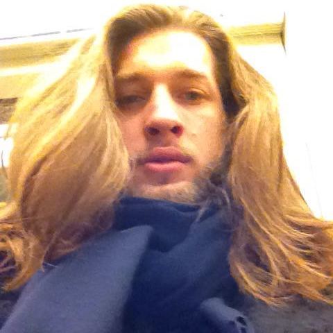 Logo of Alexander Oulton - Model